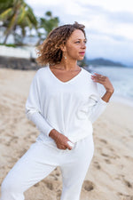 Lani V-Neck - White