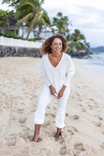 Lani V-Neck - White