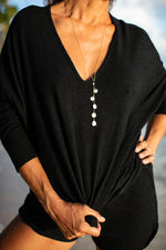 Lani V-Neck - Black