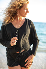 Lani V-Neck - Black