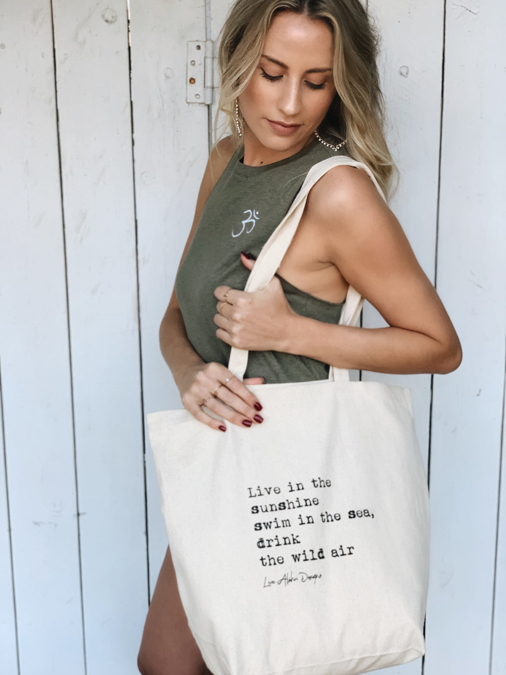 Wild Air Beach Tote